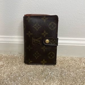 LOUIS VUITTON Vintage Kiss Lock Wallet Monogram Leather Brown